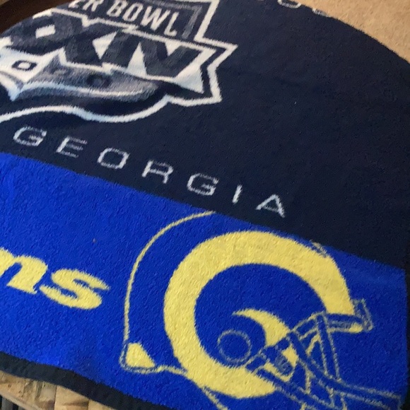 Superbowl  XXXIV throw blanket - Picture 4 of 6